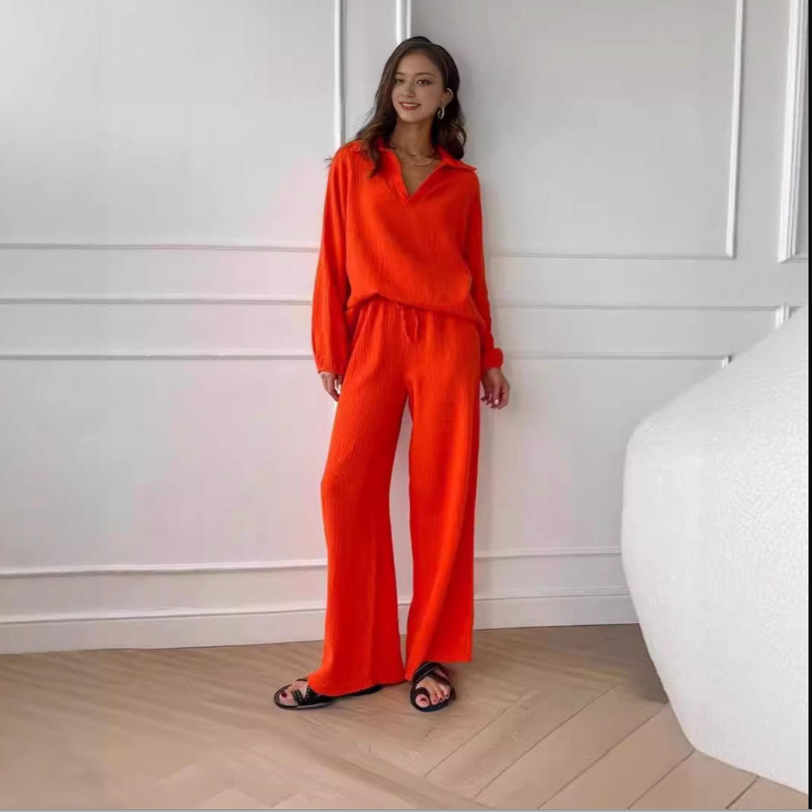 Women's Crinkle Lounge Set – V-Neck Top & Wide-Leg Pants